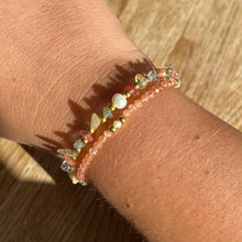 Load image into Gallery viewer, Sunstone friendship bracelet