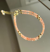Load image into Gallery viewer, Sunstone friendship bracelet