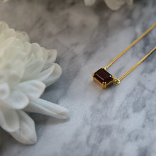 Load image into Gallery viewer, Garnet Petite Necklace