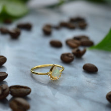 Load image into Gallery viewer, Opal Pear Ring