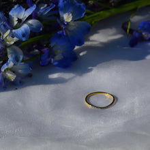 Load image into Gallery viewer, White Topaz Dainty Ring