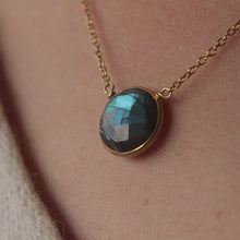 Load image into Gallery viewer, Labradorite Bezel Set Necklace