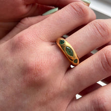 Load image into Gallery viewer, Emerald Dome Ring