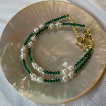 Load image into Gallery viewer, Emerald & Freshwater Pearl Friendship Bracelet