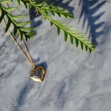 Load image into Gallery viewer, Multi Shade Heart Necklace
