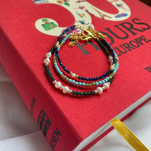 Load image into Gallery viewer, Emerald &amp; Freshwater Pearl Friendship Bracelet
